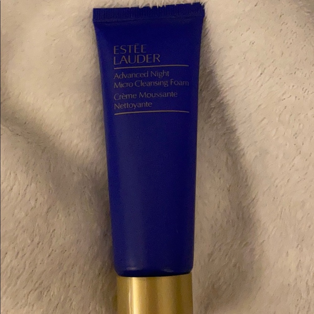 Estée Lauder advanced night micro cleansing foam